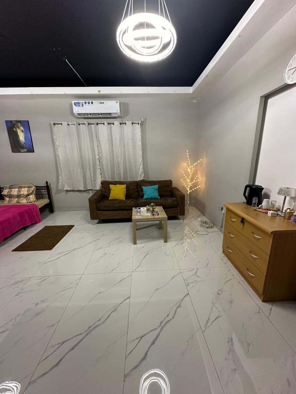Apartament Cozy Corner 2024 Abu Zabi Zewnętrze zdjęcie